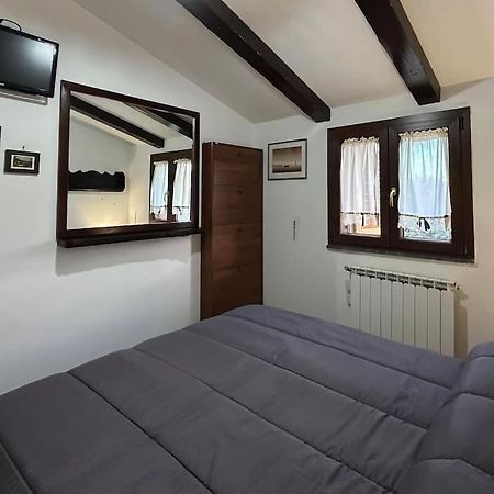 Free Parking La Bianca Neve Cottage Castel Di Sangro Exterior foto